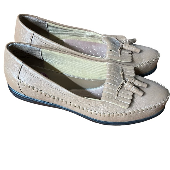 Dr Scholl’s Comfort Cushion Tan Slip on Fringe Tassel flat loafers Ladies 8M - Picture 4 of 6